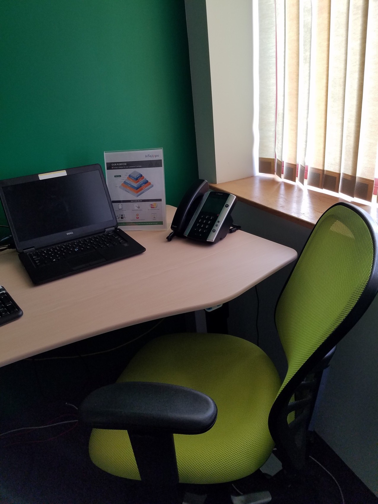 InTempo Office Desk 2